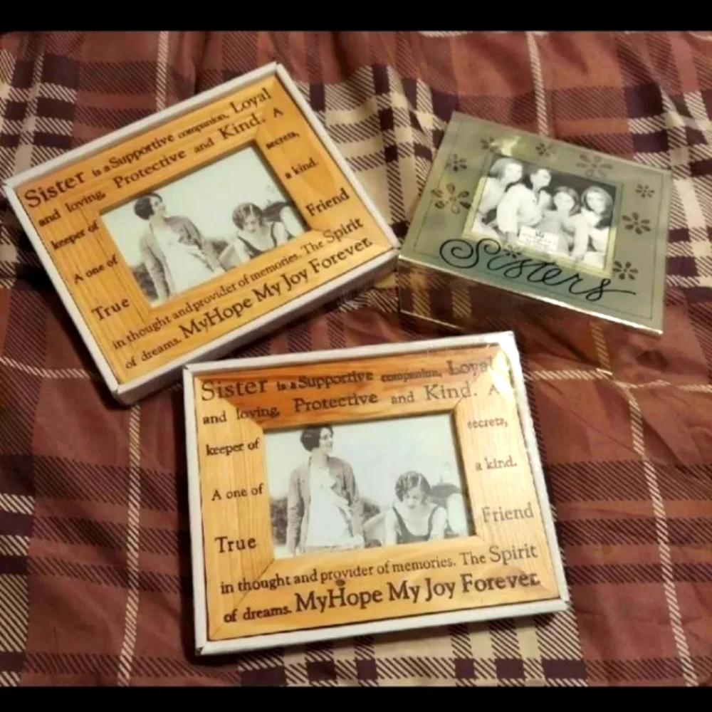 SISTER WOOD PICTURE FRAMES BUNDLE SET OF 3 ALL NWT*